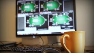 online poker screen